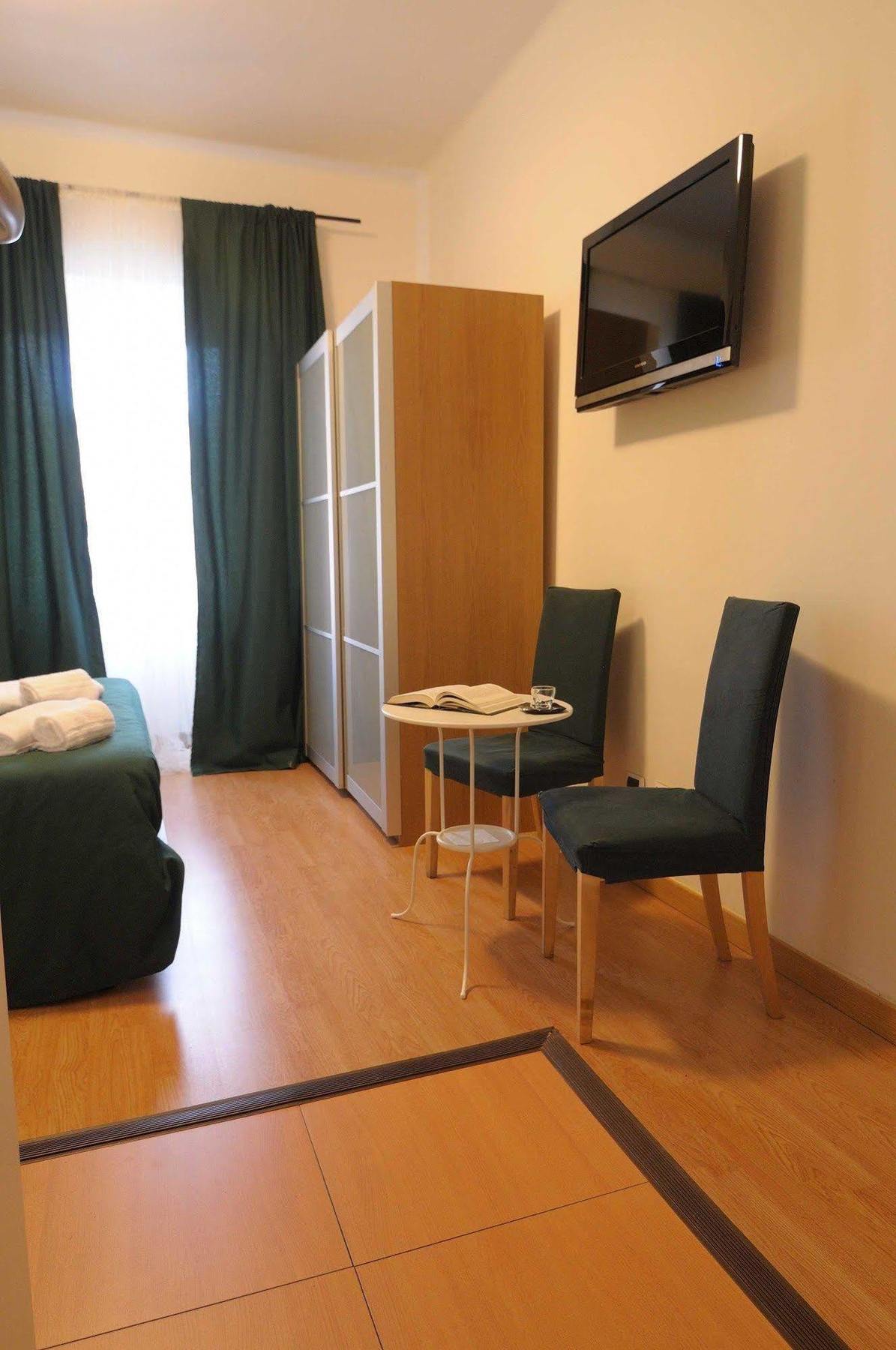 Trasteveredreamsuites B&B Rome Exterior photo